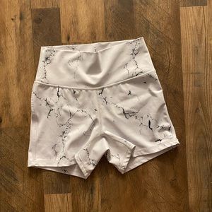 Buffbunny Marble Shorts - M